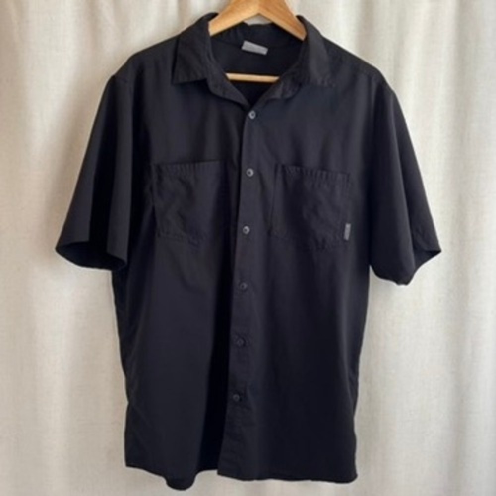 Columbia button down short sleeve shirt mens lightweight size medium